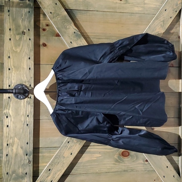 ELIZABETH AND JAMES BLACK TOP ELASTIC HEM SIZE MEDIUM Balloon Sleeves - Picture 2 of 7